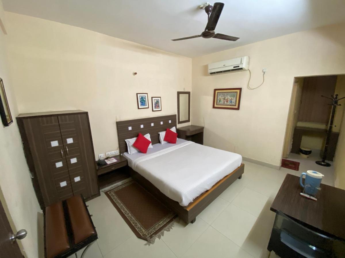 Hotel Shubham Rourkela Exteriér fotografie